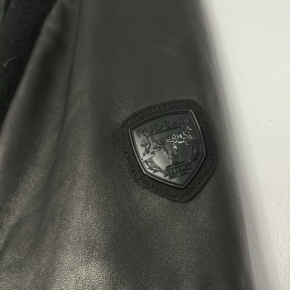 Coat - Picture 3 of 5